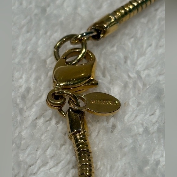 Vintage Monet Gold-Tone Pendant Necklace - Sculptural Statement Piece - Picture 8 of 10